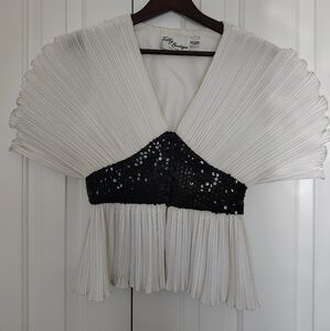 Structural Pleated White and Black Blouse